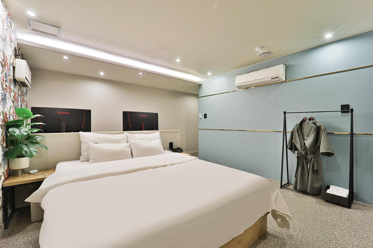 Jamsil Tomgi Hotel Seoul Bagian luar foto
